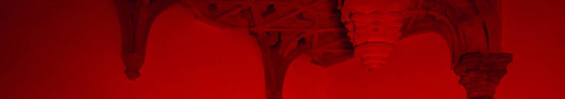 Oude kerk kleurt rood!
