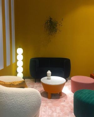 We just love this colour scheme. @jaimehayon at @wittmann_official @immcologne #yellow #darkblue #tangerine #offwhite #arsenicgreen #pink #acecombination #woth #wonderful #wonderfulthings #dutch #dutchdesign #independentmagazine #designmagazine #people #p