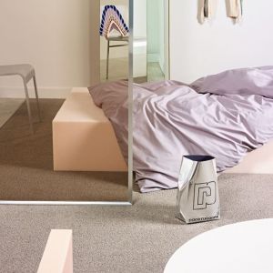 ROOM
Paco Rabanne 2016 – @scheltensabbenes 
explore the boundaries of their genre, as is 
evidenced by their campaign for fashion label Paco Rabanne. The still life has been blown up to the size of a room; the clothing fades into the interior. Read the fu