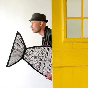 Read all about @victor_de_bie ‘s work and upcoming expo in @woth. Full interview in issue No11 ( in stores now) or go see his work next weekend (11-14 oct) at the #bigart exposition in Amsterdam at Bijlmerbajes. @bajeskwartier @annevanderzwaag @vivekavdvl